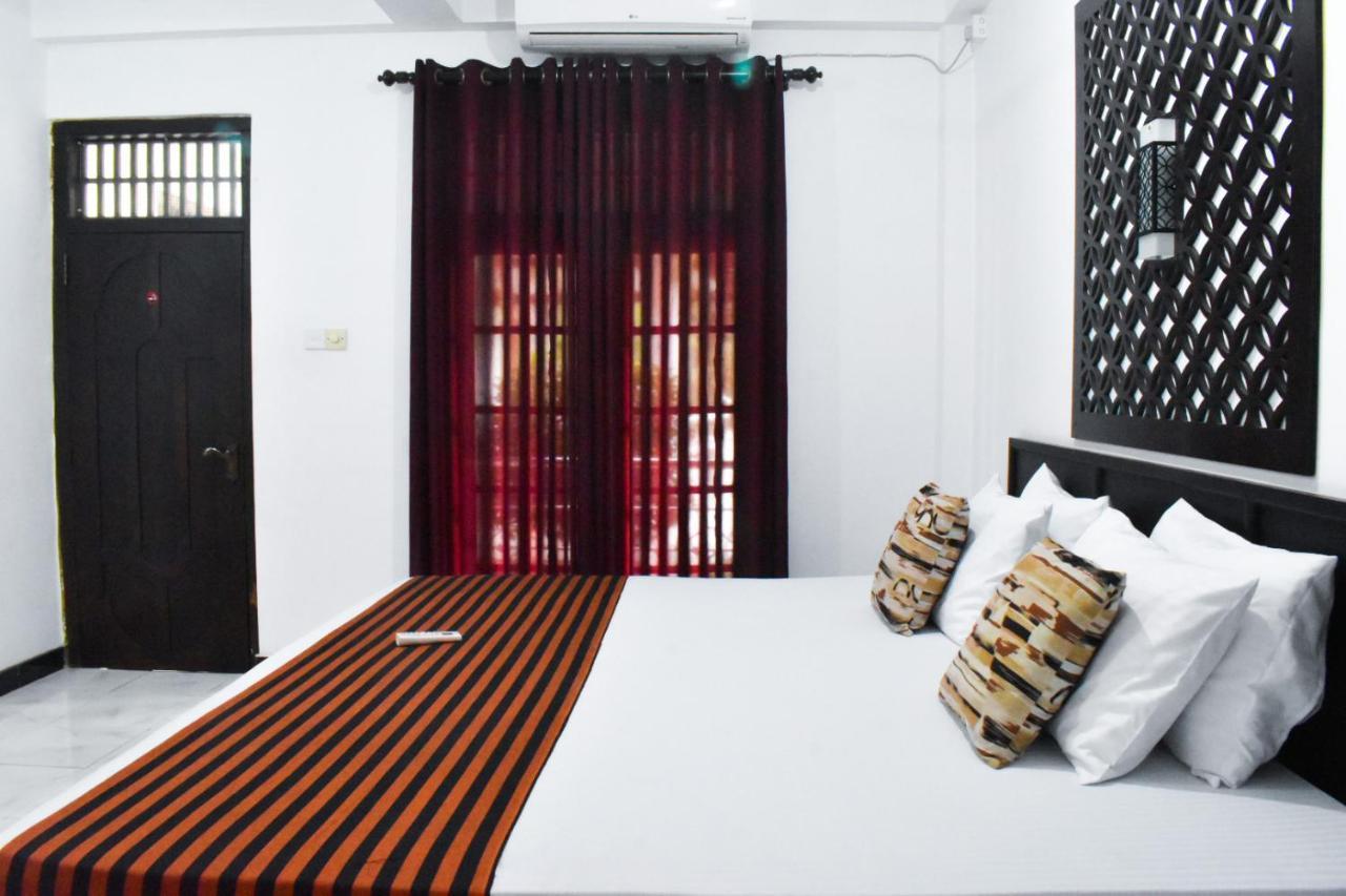 Myr-O Homestay Kombichankulama エクステリア 写真