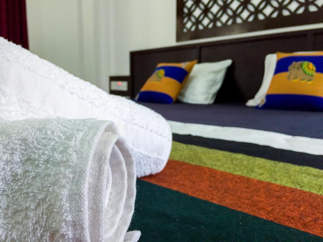 Myr-O Homestay Kombichankulama エクステリア 写真