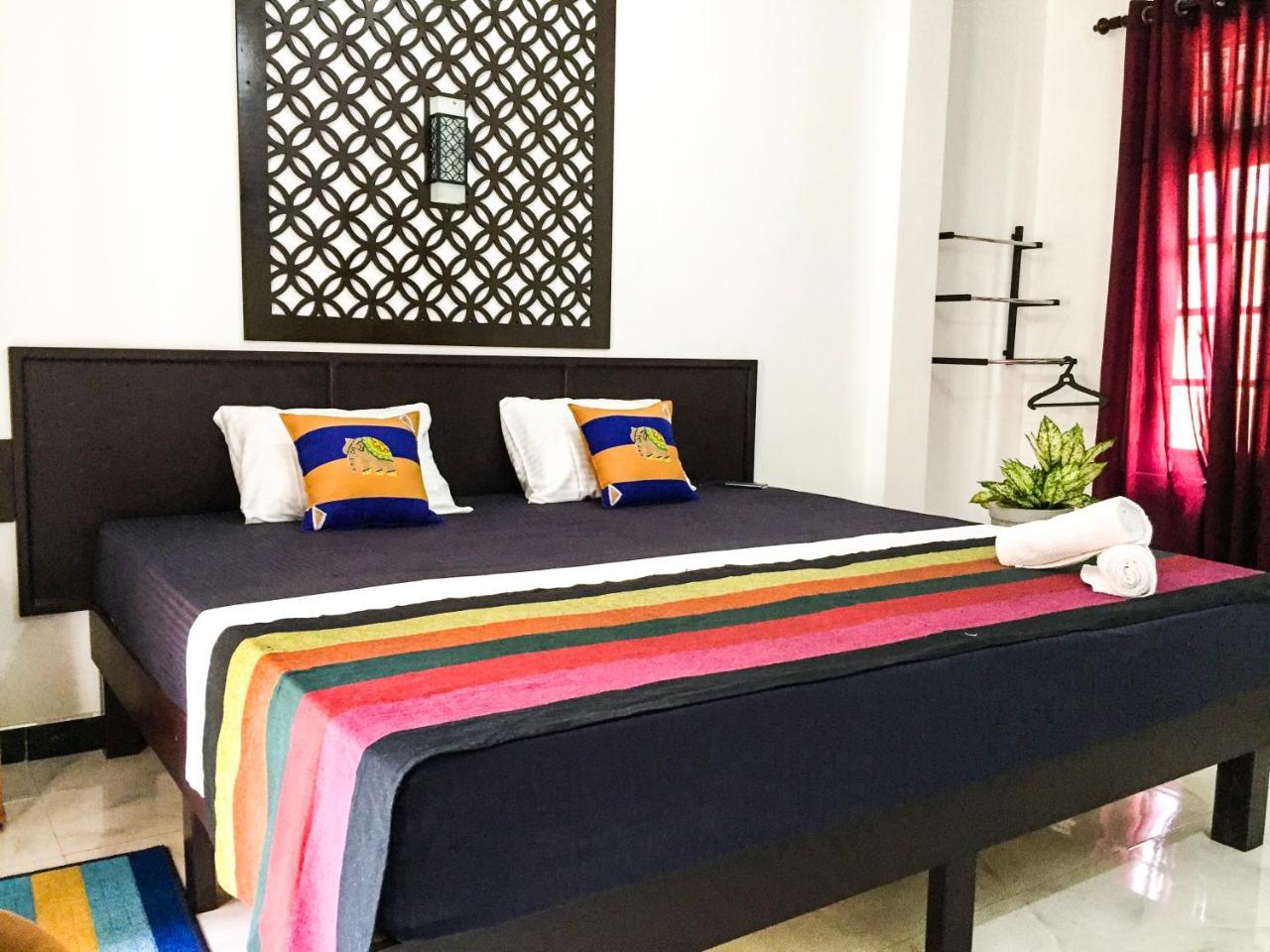 Myr-O Homestay Kombichankulama エクステリア 写真